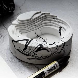 Cenicero moderno de cemento de alta gama con diseño de terrazas simples, hormigón creativo de cara justa para la decoración de la sala de estar del hogar - Product Image 4