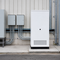 Système de stockage d'énergie commercial et industriel tout-en-un 261 kWh LiFePO4 à refroidissement liquide, armoire extérieure IP65, OEM ODM BOXC-2.7T