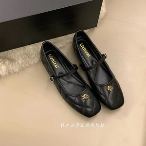 Chaussures plates, petites chaussures en cuir style pivoine Mary Jane pour femmes, couleur noire. - Product Image 5