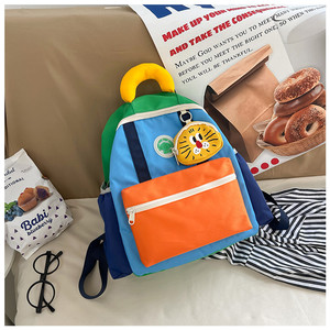 Zaino Colorato in Nylon Vendita Calda di Fabbrica Zaino all'Ingrosso con Colori Contrastanti per Bambini e Viaggi - Product Image 2