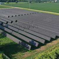 Système de suivi solaire agricole à axe unique avec entraînement rotatif pour panneaux photovoltaïques et support de suivi pour champ solaire