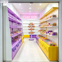 Vitrine personnalisée pour chocolats et bonbons pour magasin spécialisé