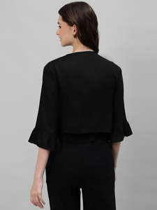 Chaqueta tipo bolero de rayón liso para mujer con volantes Dori, manga 3/4, cuello redondo, top informal - Product Image 3