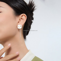 Rosaeflora "The Summer Breeze" Boucles d'oreilles à pompon décoratives chinoises en argent sterling 925 véritable et coquillage naturel, bijoux fins