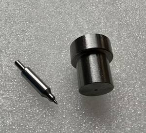 مكونات حاقن وقود الديزل عالية الجودة فوهة DN0PDN121 9432610199 093400-8220 PN40-13-TW0 129901-53010 16620-63G00 - Product Image 4