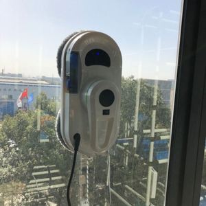 LANJI OEM Robot nettoyeur de vitres Petit électroménager Aspirateur Robot nettoyeur de vitres - Product Image 3