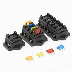 4 Yollu Sigortalı Dağıtım Bloğu 12V DC <span class=keywords><strong>Panel</strong></span> Montajlı Otomotiv Araba Su Geçirmez Bıçak Sigorta Tutucu Koruyucu Kapaklı - Product Image 6