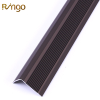Profilé d'escalier en alliage d'aluminium premium 6063 |   Bordure en L durable antidérapante avec design à rainures profondes, résistante à l'eau et écologique