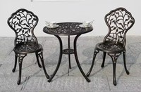 Ensemble de table basse en rotin pour l'extérieur, idéal pour les cafés