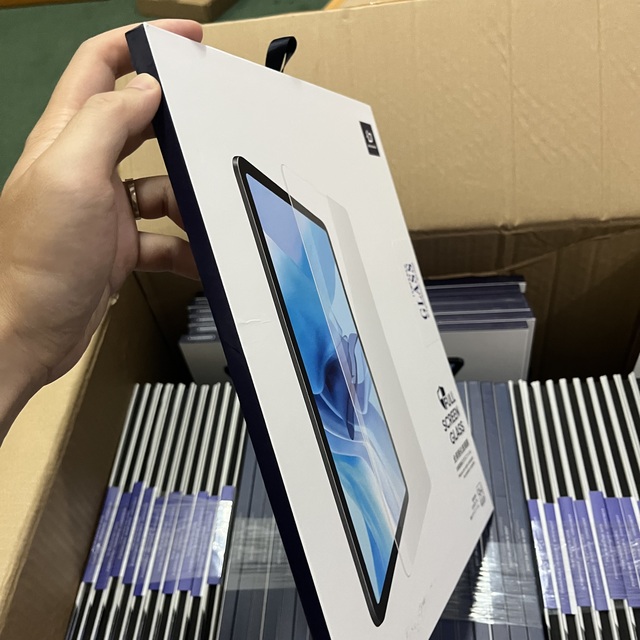 HD 2.5D Tempered Glass Screen Protector for iPad 9H Hardness and Anti-Scratch Coating
