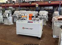 Machine de fraisage automatique à double tête pour la production de manches de balai en bois