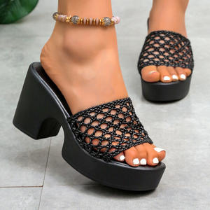 Sandales à talons compensés en maille avec bout ouvert pour femme, idéales pour l'extérieur - Product Image 1