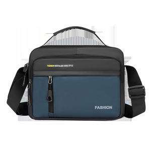 Sac bandoulière de créateur pour homme, étanche en PU, sacoche de poitrine, sac banane, sac de taille pour activités de plein air - Product Image 3