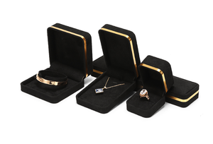 <span class=keywords><strong>Boîte</strong></span> <span class=keywords><strong>à</strong></span> bijoux en velours solide, emballage personnalisé, <span class=keywords><strong>boîte</strong></span> <span class=keywords><strong>à</strong></span> bijoux <span class=keywords><strong>personnalisée</strong></span>, <span class=keywords><strong>boîte</strong></span> <span class=keywords><strong>à</strong></span> bagues de mariage avec logo - Product Image 4