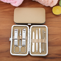 Kit de toilettage classique durable en acier inoxydable 8 pièces pour hommes et femmes, ensemble professionnel de manucure et de pédicure pour la maison et les voyages