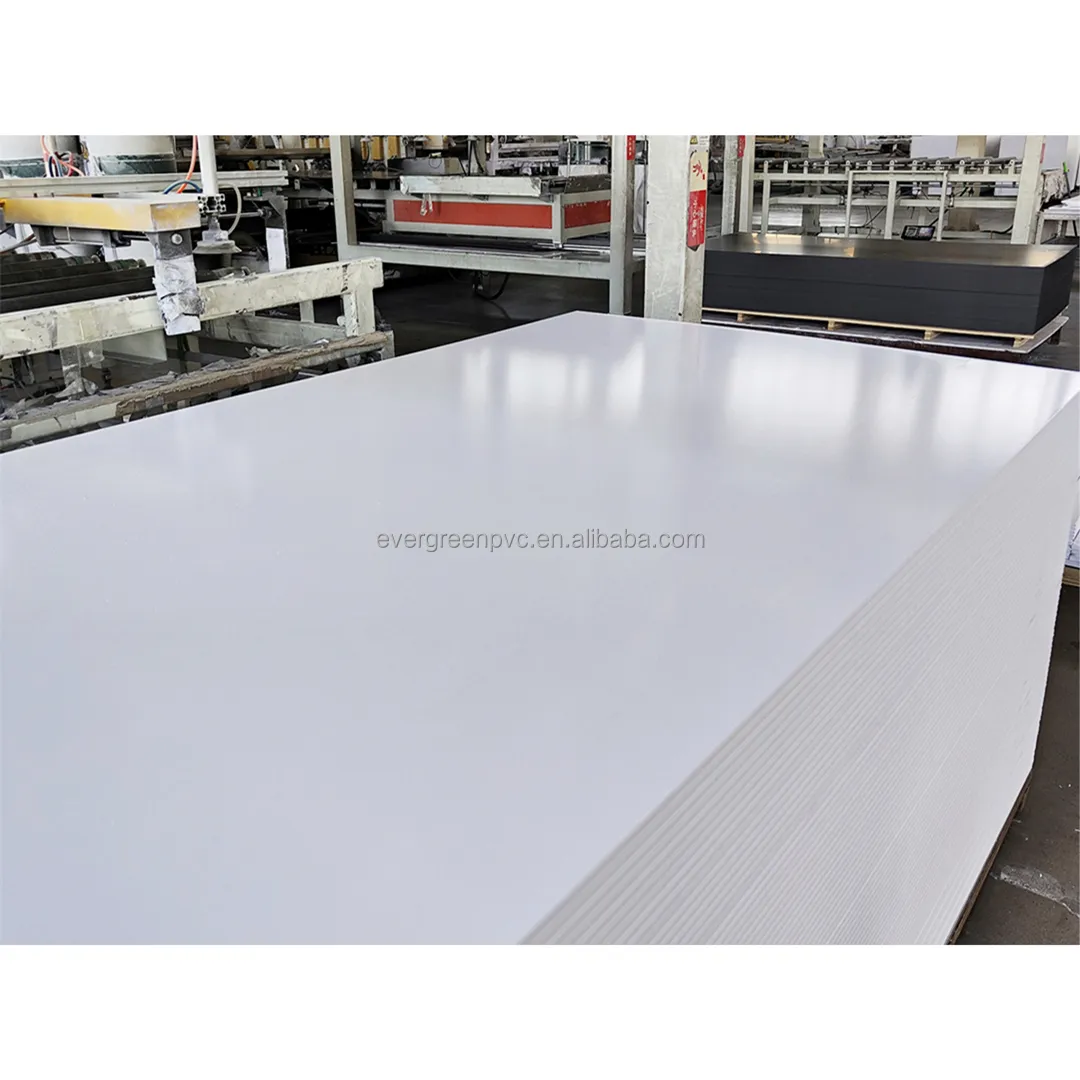 Jinan fábrica 1220x2440mm blanco 0,70 densidad hoja de plástico 16mm tablero de espuma de PVC