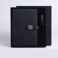 PQ Window Flower Buckle - Ensemble de 2 pièces : Carnet personnalisable à couverture rigide en cuir lisse avec coffret cadeau, stylo et épaississeur de pages