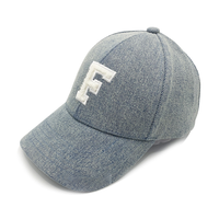 Gorra de béisbol con borde curvo de 5 paneles y 6 paneles con logotipo bordado de letras flocadas y toalla personalizada