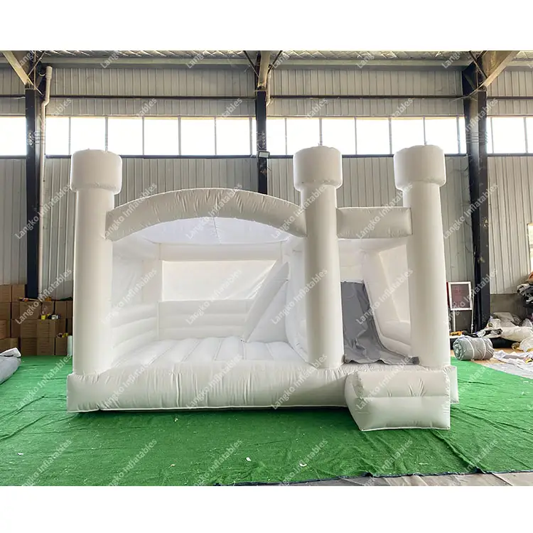 Customized PVC Outdoor Inflatable Bouncer Inflatable Trampoline Inflatable Castles Waterproof Accessories