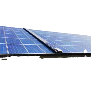 Robot de nettoyage de panneaux photovoltaïques télécommandé, type chenillé, pour centrales électriques - Product Image 4