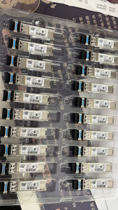 ของแท้ 100% สำหรับโมดูล 1G Sfp ใหม่ GLC-LH-SMD พร้อมฟังก์ชัน POE 24 พอร์ตสำหรับเครือข่าย - Product Image 1