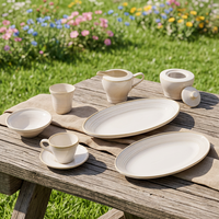 Service de table en céramique et porcelaine ST élégant, blanc crème à fines rayures, avec finition émaillée, assiettes et bols, compatible micro-ondes et lave-vaisselle