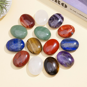 Vente en gros d'objets artisanaux en cristal, pierres de massage en cristal naturel poli, pierres de paume, pierres de guérison Reiki, décoration intérieure, pierres de méditation en cristal - Product Image 1