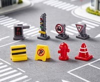 Jeu de jeu de circulation miniature DIY pour enfants, accessoire de tapis de jeu routier, accessoire de scène pour voitures miniatures, ensemble de jeu avec feux de circulation, cônes et hydrants, cadeau