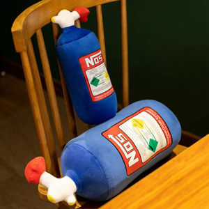 Venta caliente decoración de coche NOS botella de óxido <span class=keywords><strong>nitroso</strong></span> juguetes de peluche almohada <span class=keywords><strong>para</strong></span> el cuello asiento cojín de felpa relleno de algodón PP <span class=keywords><strong>para</strong></span> aliviar el estrés - Product Image 3