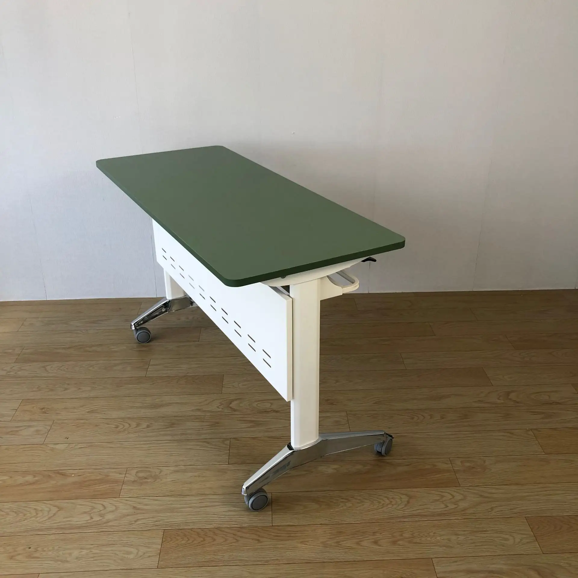 엘리트 도매 접이식 이동식 사무실 훈련 책상 현대 교실 연구 테이블 PC 책상