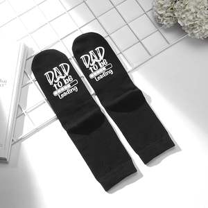 Chaussettes amusantes personnalisées avec logo imprimé, antidérapantes, meilleur cadeau pour papa, chaussettes mi-mollet noires, coussin, chaussettes pour hommes - Product Image 3