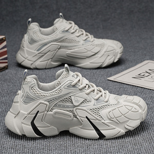 Chaussures Homme 2025 Nouvelle Collection Été Tendance Maille Respirante Polyvalentes Semelle Épaisse Résistantes à l'Usure à Lacets Course Sport Jeunesse - Product Image 3