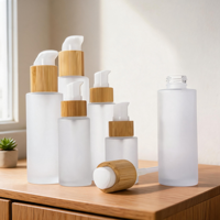 Ensemble de flacons cosmétiques avec estampage doré et pompe à lotion, pour sérum visage, crème corporelle, utilisation salle de bain, coiffeuse, bureau