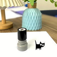 Tampon photosensible en plastique motif chat noir mignon, avec col torsadé, impression numérique, pour la décoration, vente en gros HA23