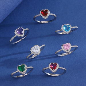 Anelli a Cuore da Donna di Tendenza in Super Offerta Placcati <span class=keywords><strong>Argento</strong></span> <span class=keywords><strong>e</strong></span> <span class=keywords><strong>Oro</strong></span> con Pavé Completo di Zirconi Cubici Multicolore di Alta Qualità in Ottone - Product Image 3