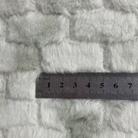 Tissu en fausse fourrure de lapin 100% polyester tricoté, doux, gaufré, motif brique murale, pour jouets, vêtements, voitures et literie pour filles