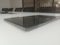 Écran tactile LCD PCAP OEM/ODM de 18,5 pouces pour terminaux en libre-service