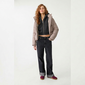 Chaqueta Acolchada con Capucha de Alta Calidad para Mujer, Corta, Gruesa, de Poliéster, con Cierre de Cremallera, Color Sólido, Resistente al Viento, para Invierno - Product Image 1