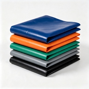 Bâche en PVC tissé robuste en tissu maillé, imperméable, 550-900 GSM, polyester enduit de PVC, traité anti-UV, pour tente de camion, auvent, sur mesure - Product Image 4