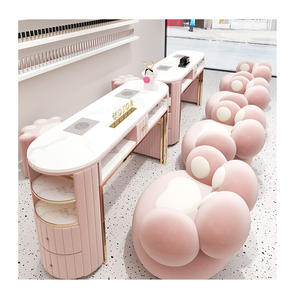 Mesas de uñas de crema nórdica de lujo con luz de Color personalizable, MESA DE MANICURA de cristal moderna, salón de belleza exclusivo HECHO DE Metal de hierro - Product Image 2