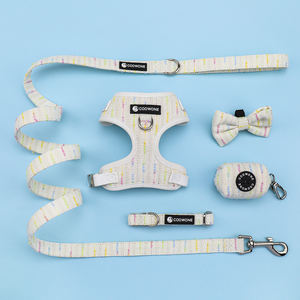 Arnés de Perro de Malla Suave y Transpirable con Diseño Personalizado, Arnés de Tweed Azul para Cachorros y Gatos con Correa y Corbatín a Juego - Product Image 4