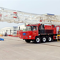 Plates-formes de forage mobiles de 1000m 2000m de profondeur plate-forme de forage pétrolier montée sur camion
