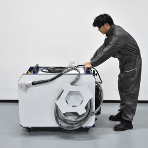 उच्च गुणवत्ता 1500w 2000w 3000w पानी ठंडा लेजर सफाई के लिए लेजर सफाई मशीन - Product Image 6