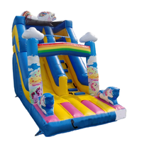 Trampoline gonflable de compétition pour enfants, avec toboggan, en PVC, capacité 500 kg, motifs animaux et dinosaures, idéal pour le jeu et la croissance.