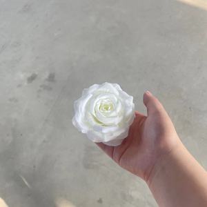 Têtes de roses artificielles en soie, fleurs blanches, jaunes, roses, décoration de mariage, réutilisables, arrangements floraux hautement réalistes - Product Image 3