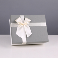 Boîte cadeau personnalisée pour bijoux de mode avec nœud, petite boîte en papier pour bijoux, pour la Saint-Valentin, les mariages et autres occasions
