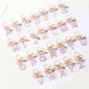 Colgante de Mariposa de Alta Calidad con 26 Letras Iniciales Inglesas, Llavero de Mariposa con Lentejuelas, Regalo para Niñas, Colgante Colorido para Bolsos - Product Image 3