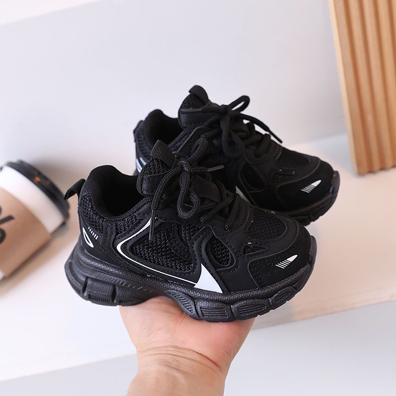 Lot De 3 Paires De Chaussures Fille UK 10 (Tout-Petit) - Baskets, Bottines, École - Occasion