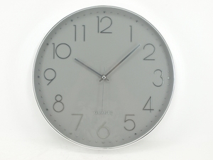 Reloj de Pared Negro Moderno y Elegante 2020 con Números en Relieve 3D para Decoración del Hogar, Escuela, Hotel y Oficina - Product Image 4