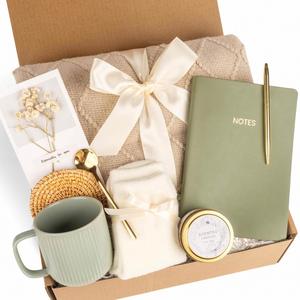 Coffret cadeau personnalisé pour femmes, cadeau unique pour l'amitié, anniversaire, soins personnels, meilleure amie, sœur, maman, adolescentes, épouse, petite amie, collègues - Product Image 1